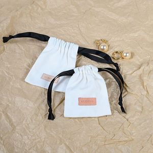 GLAMPKG Cotton Fabric Canvas Gift <b>Pouch</b> <b>Drawstring</b> Jewelry Storage <b>Drawstring</b> Bags <b>Pouches</b> with Microfiber Embossed Logo - Product Image 1