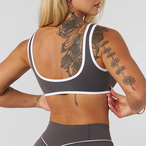 Reggiseno Sportivo da Donna OEM Personalizzato, Traspirante, Altamente Elastico, Modellante, con Contrasto, Scollo Quadrato Frontale, Schiena Aperta, Imbottitura Rimovibile - Product Image 2