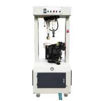 Machine de pose de semelles automatique universelle hydraulique pour la fabrication de chaussures de mode