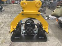 Compacteur vibrant hydraulique robuste pour excavatrice, idéal pour la construction routière