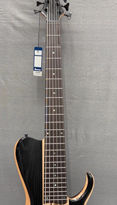 Para Bajo Eléctrico BTB865/866SC-WKL de Cinco/Seis Cuerdas, Cuerpo de Madera Maciza, Mástil de Arce, Acabado Mate - Product Image 5