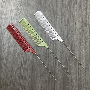 Peines <span class=keywords><strong>de</strong></span> Distribución Antiestáticos Hechos a Medida al por Mayor y Peines <span class=keywords><strong>de</strong></span> Cola <span class=keywords><strong>de</strong></span> Ratón Resistentes al Calor <span class=keywords><strong>de</strong></span> Fibra <span class=keywords><strong>de</strong></span> Carbono - Product Image 1