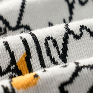 Chaussettes en coton personnalisées pour femmes, sans restriction quantitative et design sans couture, bonne respirabilité et maintien solide. - Product Image 5