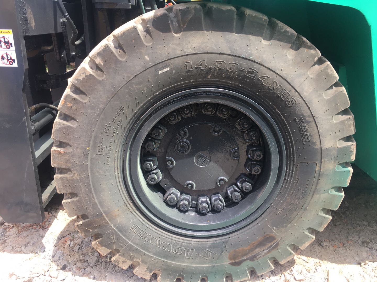 Used Forklift 30 Ton MITSUBISHI FD300 Heavy Duty for Container