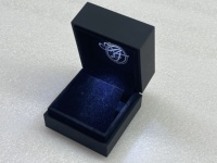 Boîte à bijoux en velours LED de luxe - Boîte à bagues avec design personnalisé Noir 75x75x60mm