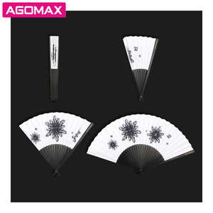 พัดไม้ไผ่พับได้ แกะสลักลายฉลุ สำหรับงานแต่งงาน งานเต้นรำ หรือตกแต่ง - Product Image 2