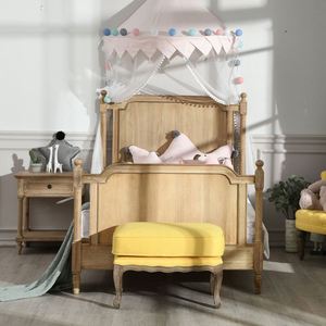 Lit d'enfant en bois massif de style américain, lit traîneau rétro français, idéal pour petit appartement, maison ou gîte de princesse - Product Image 1