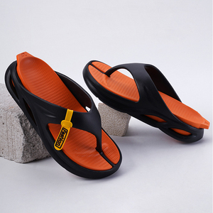 Vente en gros <span class=keywords><strong>de</strong></span> tongs plates décontractées d'été pour la plage, tongs légères antidérapantes en mousse EVA rembourrée pour hommes et femmes - Product Image 2