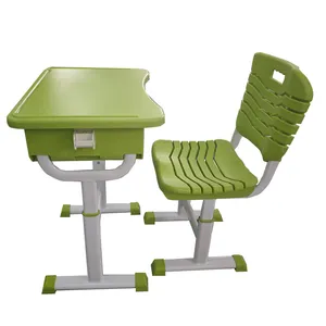 Table d'étude moderne en plastique pour étudiant unique et ensemble de chaises en PE table et chaise pour école primaire