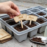 Marqueur de Plante en Bois Fait Main, Piquet de Jardin Personnalisé, Étiquette de Plante sur Mesure, Étiquette Cadeau pour Fleurs, Accessoires de Jardinage, Installation Facile