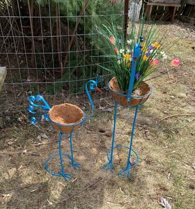 Ensemble de 2 pièces <span class=keywords><strong>Décoration</strong></span> de <span class=keywords><strong>jardin</strong></span> d'extérieur Pot de plante en <span class=keywords><strong>métal</strong></span> Artisanat Créatif Support de fleurs en paon <span class=keywords><strong>Décoration</strong></span> de <span class=keywords><strong>jardin</strong></span> - Product Image 2