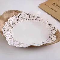 Napperons ronds en papier dentelle blanc jetables, résistants à l'huile, décoratifs et de qualité supérieure, pour la décoration de table de mariage ou de fête