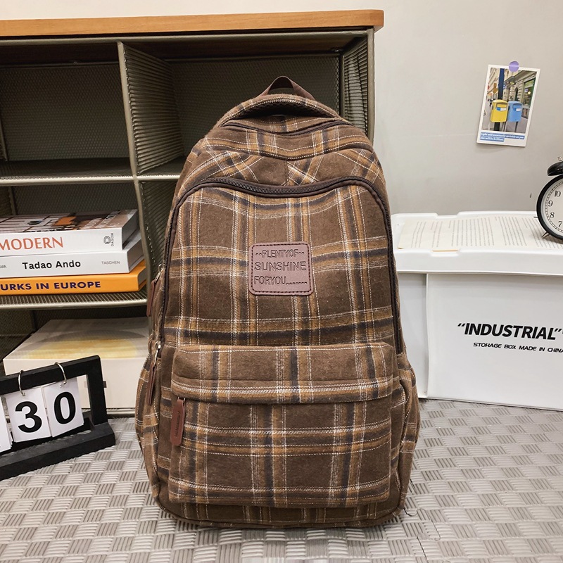 Brown-gray plaid without pendants