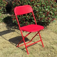 Chaise pliante portable durable en acier et plastique avec trous sur le siège et le dossier pour jardin et fête