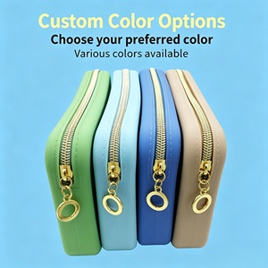 Custom Fashion Portable Eco-Friendly Silicone Vacuum Compressed Storage Pouch Handle Waterproof Multi-Functional for Bathroom - Product Image 4
