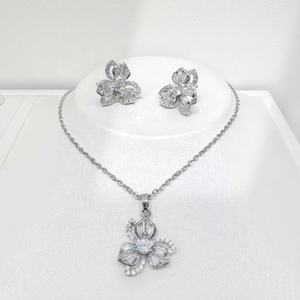 factory price 925 silver flower zirconia fashion <b>earring</b> <b>and</b> <b>necklace</b> <b>set</b> diy bridal <b>pearl</b> 14k gold plating women jewelry <b>sets</b> - Product Image 3