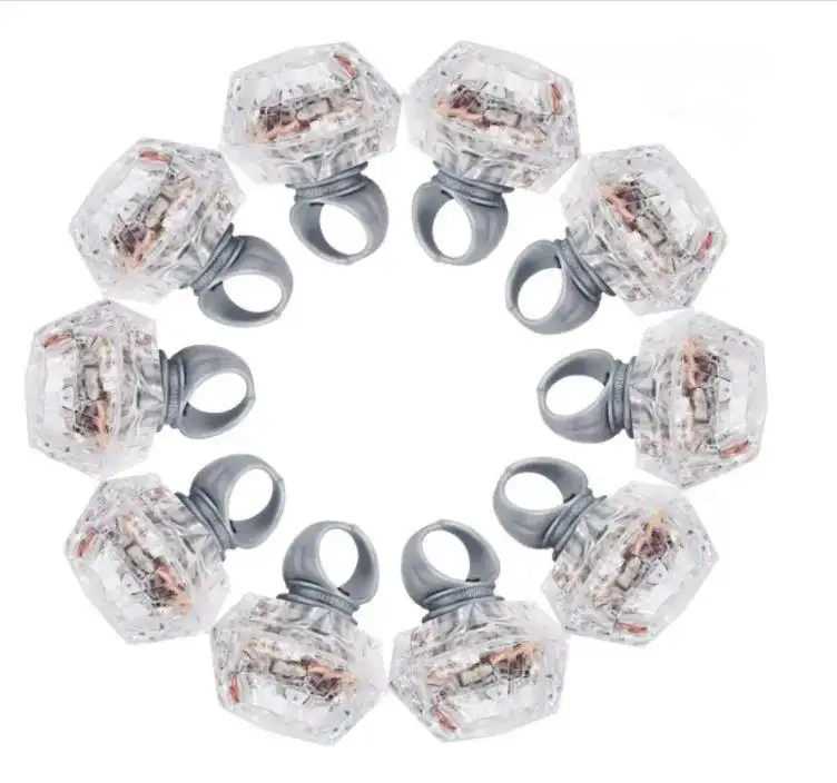 Light Up Rings Flashing Plastic Diamond Bling Ring LED Glow Party Favors for Birthday Bachelor Parties Weddings Raves Concert