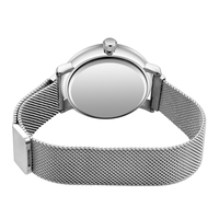 Montre personnalisée avec logo OEM à bas prix, vente en gros de montres-bracelets pour hommes avec un design luxueux, entièrement étanche, montres chronographes pour hommes