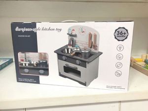 Cuisine en bois pour enfants, ensemble de jeu d'imitation avec cuisinière pour couper les aliments pour tout-petits - Product Image 6