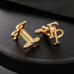 Boutons de manchette personnalisés en acier inoxydable avec initiales, plaqués or, accessoires de costume formel pour hommes - Product Image 2