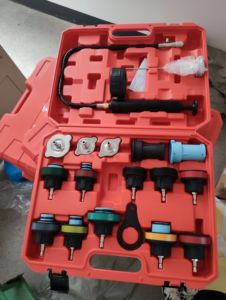 Kit de <span class=keywords><strong>test</strong></span> de fuites pour système de refroidissement de voiture 18 pièces, testeur de pression de radiateur, détecteur de fuites de liquide de refroidissement, outil de nettoyage sous vide pour joint de culasse - Product Image 3
