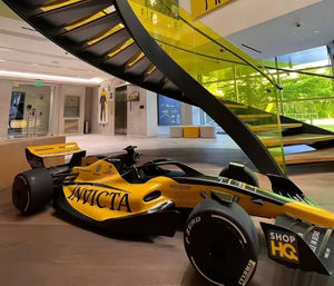 Sculpture de course de simulation personnalisée sculpture d'ameublement de centre commercial - Product Image 5