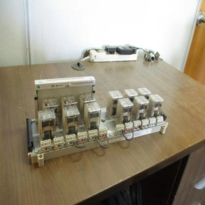 Module de relais Tyco / Ovation 5A26458G05 Rev. 09 PLC d'automatisation industrielle d'occasion, neuf, original, en stock, PLC dédié - Product Image 1