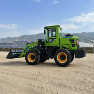 Chargeur à quatre roues motrices diesel de 1,5 tonne, directement de l'usine, avec une puissance de 37 kW et une capacité de godet de 0,65 m³, pour l'agriculture et l'élevage - Product Image 1
