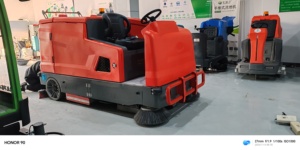 Machine à <span class=keywords><strong>laver</strong></span> <span class=keywords><strong>et</strong></span> à balayer électrique intégrée multi-usages nettoyage des sols balayage des routes aspirant les eaux usées <span class=keywords><strong>et</strong></span> la poussière - Product Image 2