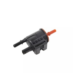 Válvula de Purga del Canister de Vapor Chevrolet 12632174, Puerto de 1/2 Pulgada, Válvula de Control de Gas a Temperatura Normal - Product Image 3