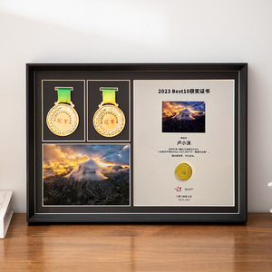 Support photo pour médailles, présentoir de médailles, rangement personnalisé pour récompenses et insignes - Product Image 4