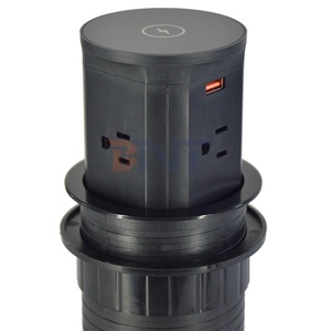 Enchufes neumáticos emergentes de carga inalámbrica USB de 4 salidas 16A Conectividad EE. UU./UE/Reino Unido IP44 Uso en la cocina Enchufe de vidrio de mesa - Product Image 4