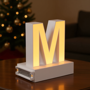 Letra Decorativa LED Magnética M de 3.7 Pulgadas, Temperatura de Color 3000K, Iluminación Interior, Material Plástico, Control por Botón - Product Image 2