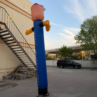 Mannequin publicitaire gonflable personnalisé pour la réparation automobile, idéal pour les activités commerciales et les événements de magasins de pneus
