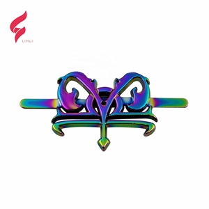 Placa de metal de aleación personalizada con forma de logotipo, abalorio pequeño de <span class=keywords><strong>angela</strong></span> hu - Product Image 3