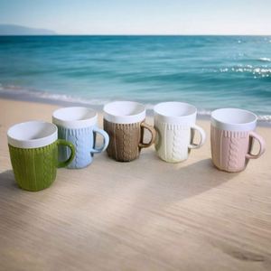 Mug en céramique à motif de fil de laine, 320 ml, résistant aux hautes températures, tasse à café pour les fêtes - Product Image 3