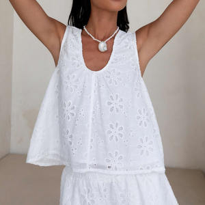 Fabricant de tenues d'été tendance : haut sans manches à col rond et short en coton respirant, ensemble deux pièces sur mesure. - Product Image 6