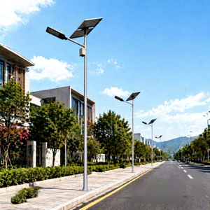 โคมไฟถนนกันน้ำกลางแจ้ง IP66  อะลูมิเนียมหล่อขึ้นรูป 60W 80W 120W ไฟถนนโซลาร์เซลล์ LED แบบรวมทุกอย่างไว้ในหนึ่งเดียว - Product Image 1