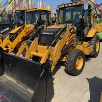Chargeuse-pelleteuse Caterpillar 420F d'occasion, 4x4, 7 tonnes, godet de 0,96 m³, chargeuse-excavatrice hydraulique CAT 420F C4.4 ACERT d'origine à vendre