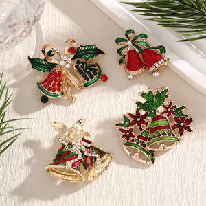 Broches de Campanas Navideñas de Aleación de Zinc, Joyería de Moda para Mujer, Accesorios de Decoración Navideña - Product Image 1