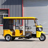 Tuk-tuk à essence 3 rangées très demandé, économe en carburant et durable, avec toit en fer, idéal pour les visites touristiques en sites panoramiques, vente en gros et exportation