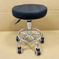 Tabouret de bar réglable en cuir PU pour salon de coiffure et institut de beauté, pivotant à 360 degrés, avec structure métallique durable - Mobilier de bar commercial