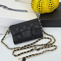 Sac de téléphone unisexe de luxe en cuir avec chaîne détachable, pochette compacte étanche à bandoulière avec lettres en relief, élégante et tendance