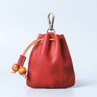 Pochette à cordon en cuir véritable, porte-clés, mini sac à dés, porte-clés fait main, cadeaux mignons, pochette de rangement pour dés, porte-clés