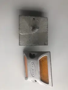 Алюминиевый светодиодный солнечный кошачий глаз, мигающий дорожный фонарь, светоотражающий дорожный шип - Product Image 4