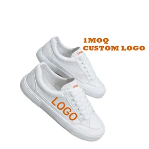 Hochwertige OEM-Großhandel-Spot Winter-Retro-Sneakers individuelles Design Freizeit-Sportleichte weiße Schuhe für Herren