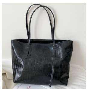 Women's large capacity PU handbag, fashionable and simple shoulder <b>bag</b>, zipper closed polyester leather tote <b>bag</b> - Product Image 6