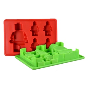 TangChu en stock al por mayor, molde de silicona de 5 piezas con forma de robot para chocolate, molde de yeso aromático, incienso DIY casero para salida de aire, a granel - Product Image 3