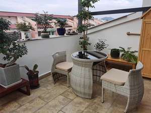 Balcón una <span class=keywords><strong>mesa</strong></span> <span class=keywords><strong>dos</strong></span> <span class=keywords><strong>sillas</strong></span> Silla de ratán conjunto de tres piezas de patio al aire libre <span class=keywords><strong>terraza</strong></span> de ocio mesas <span class=keywords><strong>y</strong></span> <span class=keywords><strong>sillas</strong></span> - Product Image 6