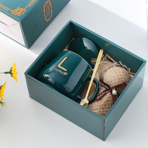 2025 speciale souvenir <span class=keywords><strong>di</strong></span> <span class=keywords><strong>nozze</strong></span> Set regalo promozionale tazza e orso carino per gli ospiti fidanzate regalo per festa <span class=keywords><strong>di</strong></span> compleanno - Product Image 2